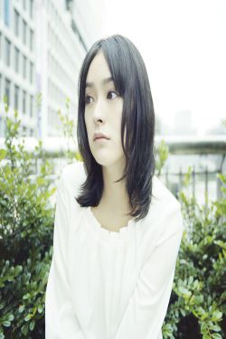 丰满多水的寡妇